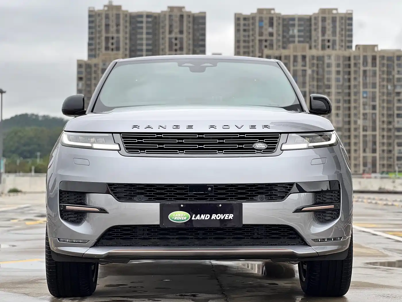 Land Rover Range Rover Sport 2025 400PS Dynamic SE фото 2