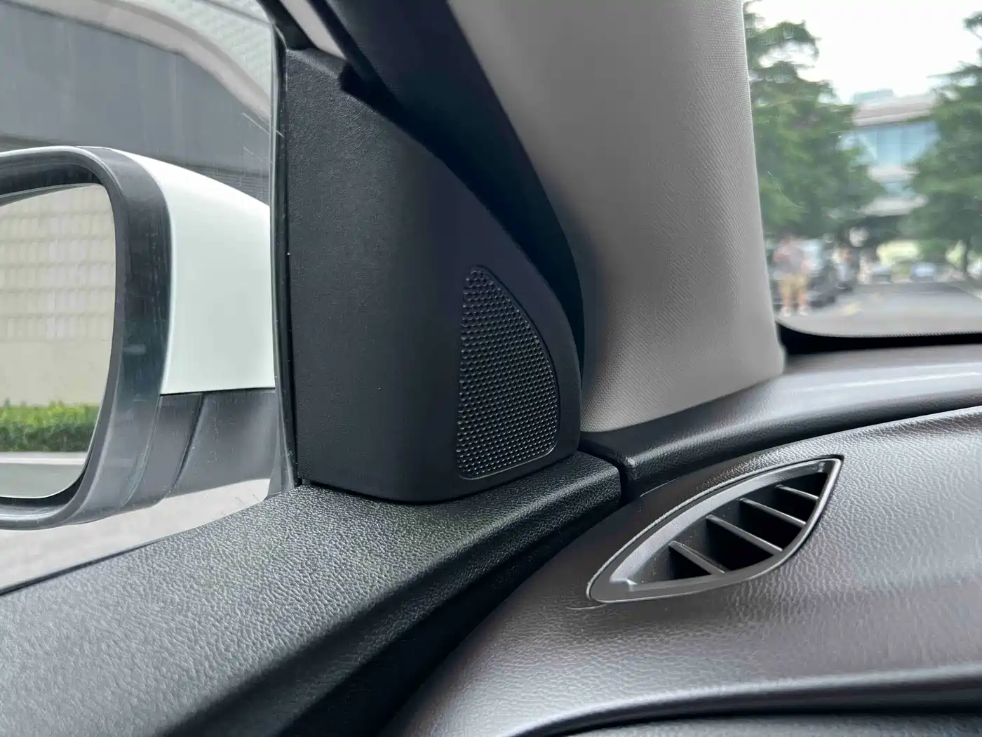 Buick Excelle 2019 18T Auto Connected Elite China VI фото 25