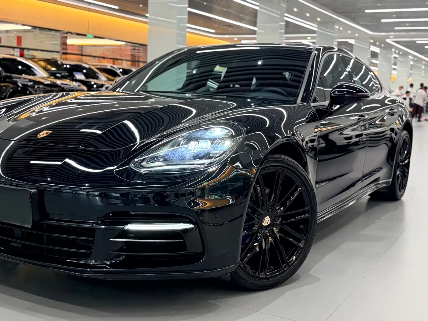 Porsche Panamera 2017 Panamera Executive Long Wheelbase 3.0T фото 10