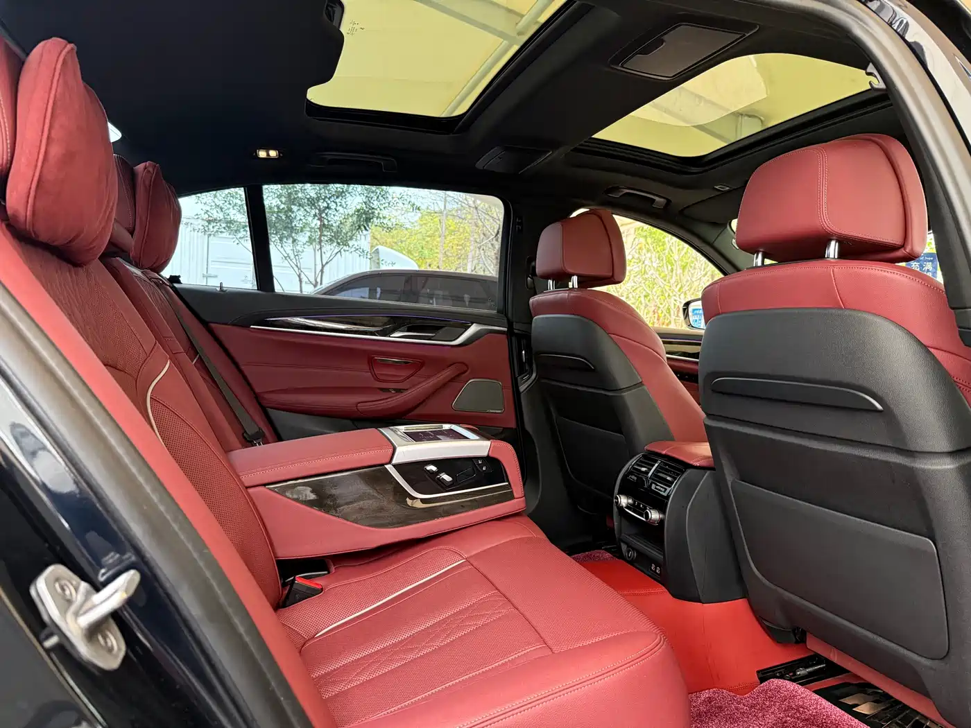BMW 5 Series 2021 530Li Premium M Sport Package фото 12