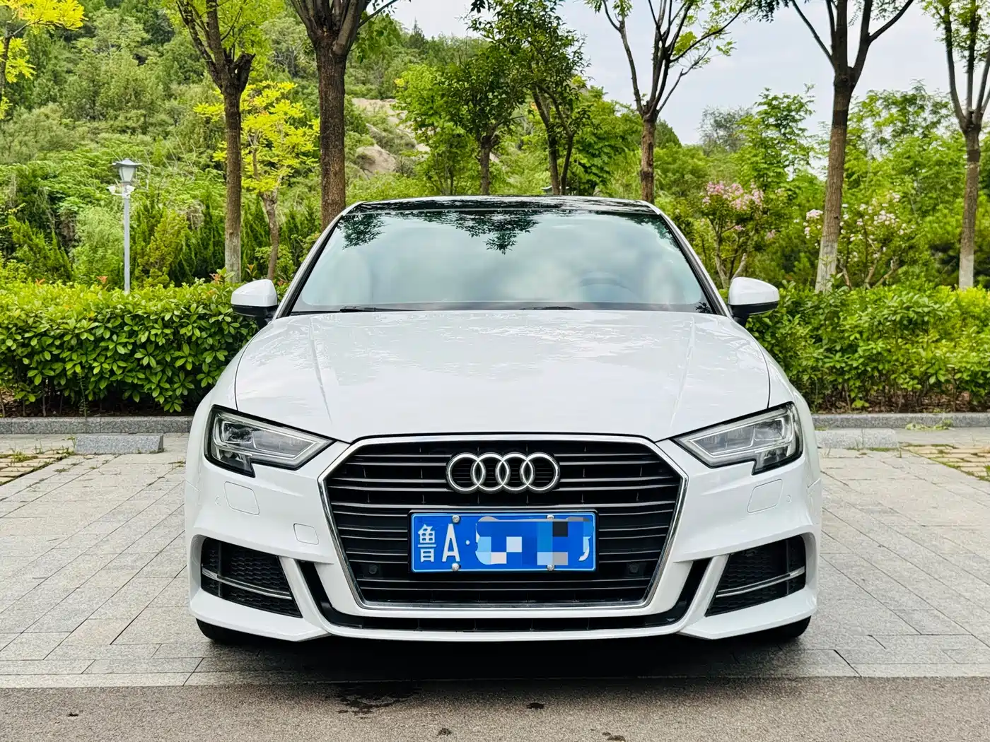 Photo 2 - Audi A3