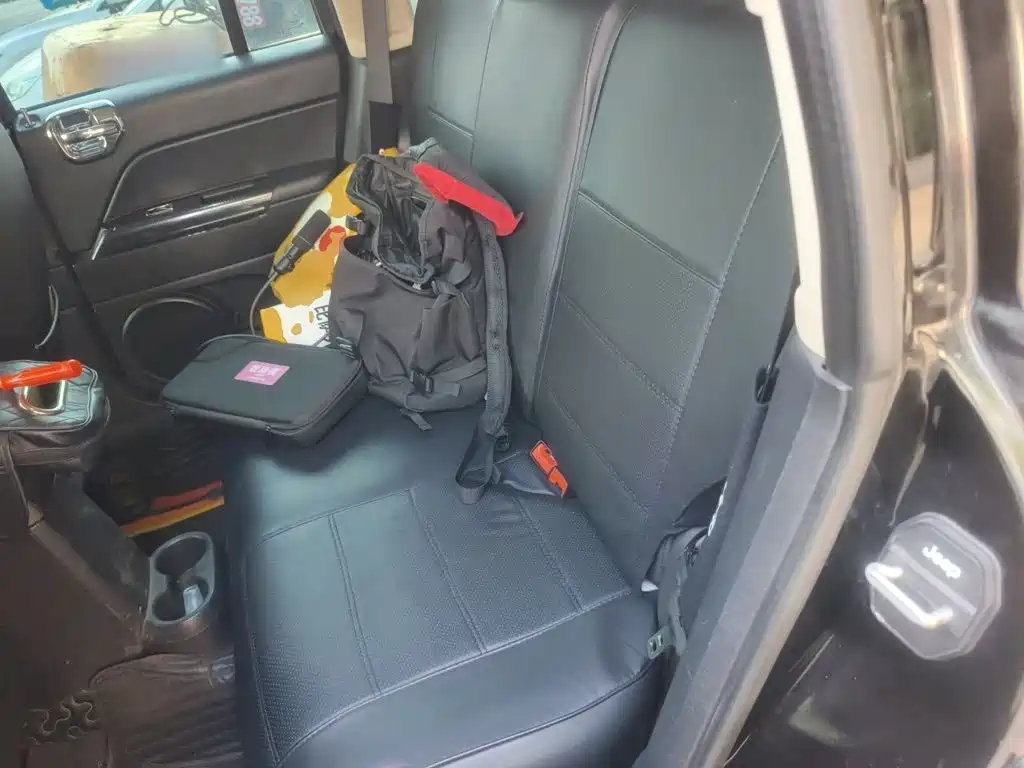 Jeep Compass (Import) 2015 2015 2.0L 2WD Sport