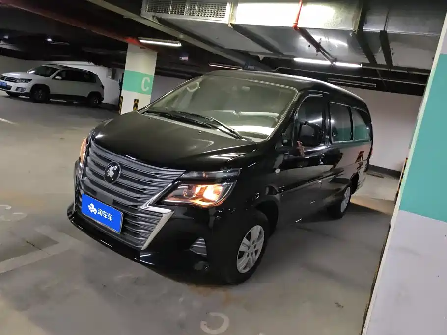 Dongfeng Fengxing Lingzhi 2023 M5L 1.6L Basic 7-seater