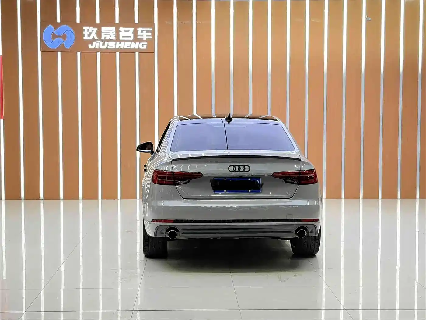 Audi A4L 2017 Model 45 TFSI quattro Sport Version фото 5