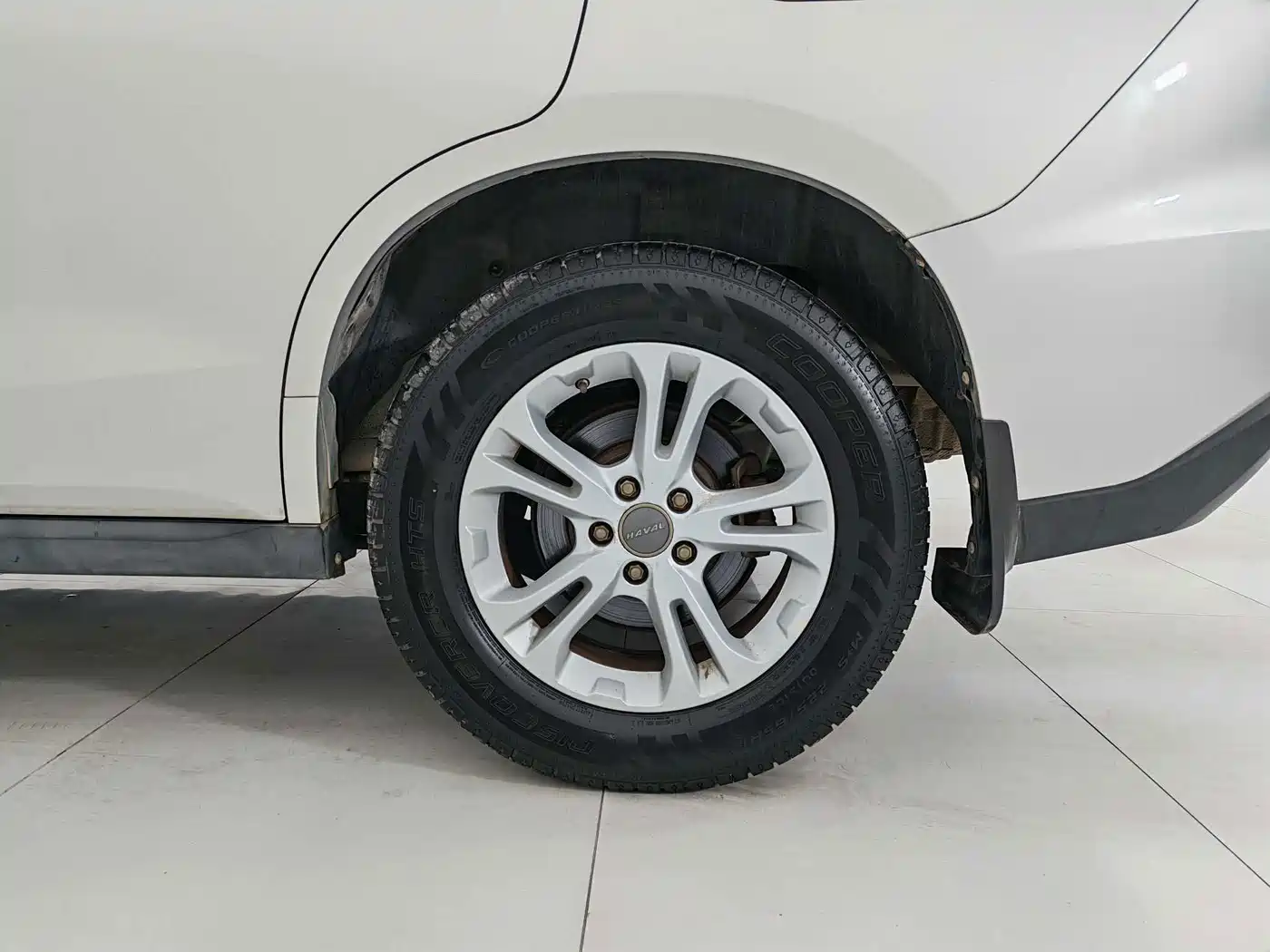 Haval M6 2017 2017 1.5T Automatic 2WD Elite