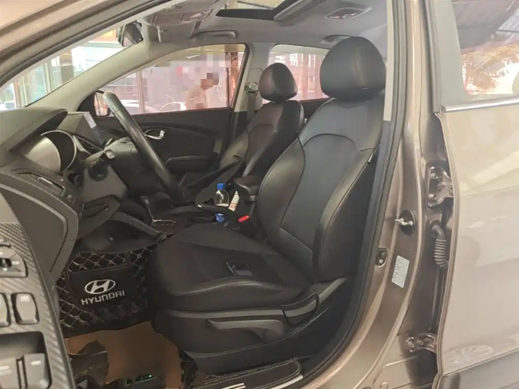 Hyundai Beijing Hyundai ix35 2013 2.0L Auto 2WD Smart GLS China IV фото 15