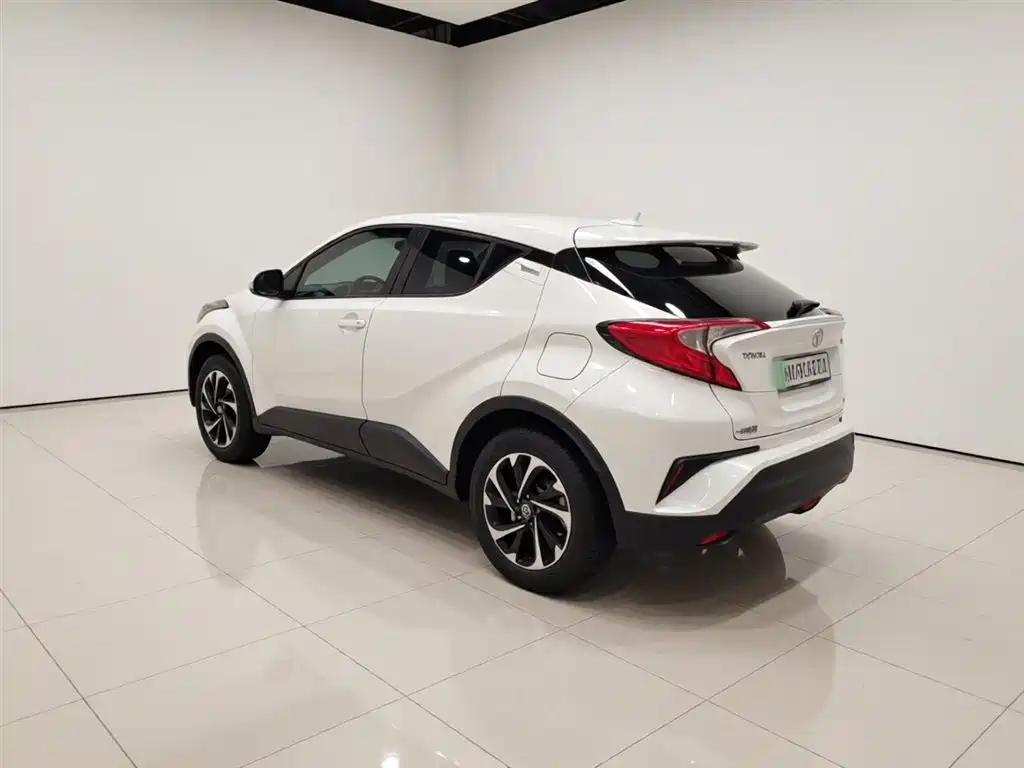 Toyota IZOA 2018 2.0L Yichi Edition China V фото 23