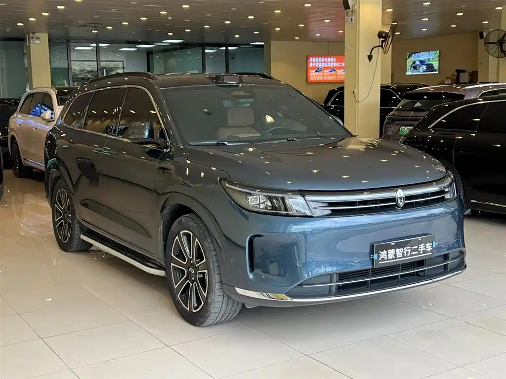AITO Wenjie AITO M7 2024 1.5T Smart Drive 4WD Ultra 6-seater фото 5