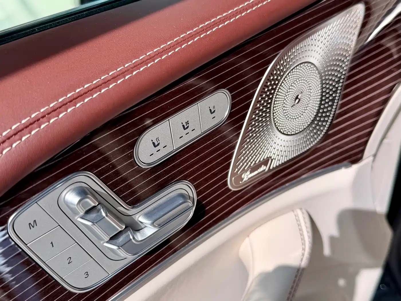 Mercedes-Benz Maybach GLS 2024 GLS 480 4MATIC фото 16