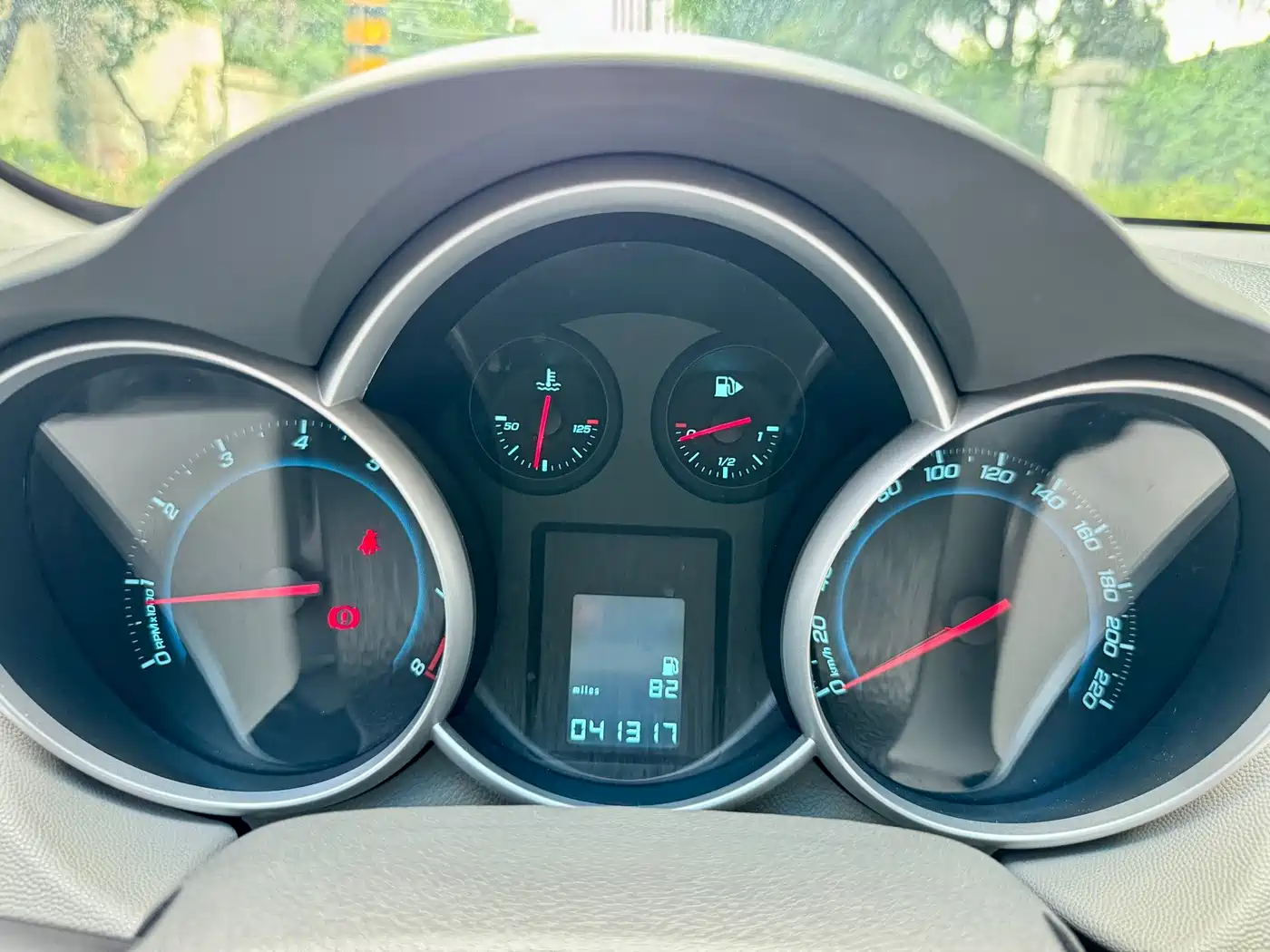 Chevrolet Cruze 2011 2011 1.6L SE MT Transformers Edition