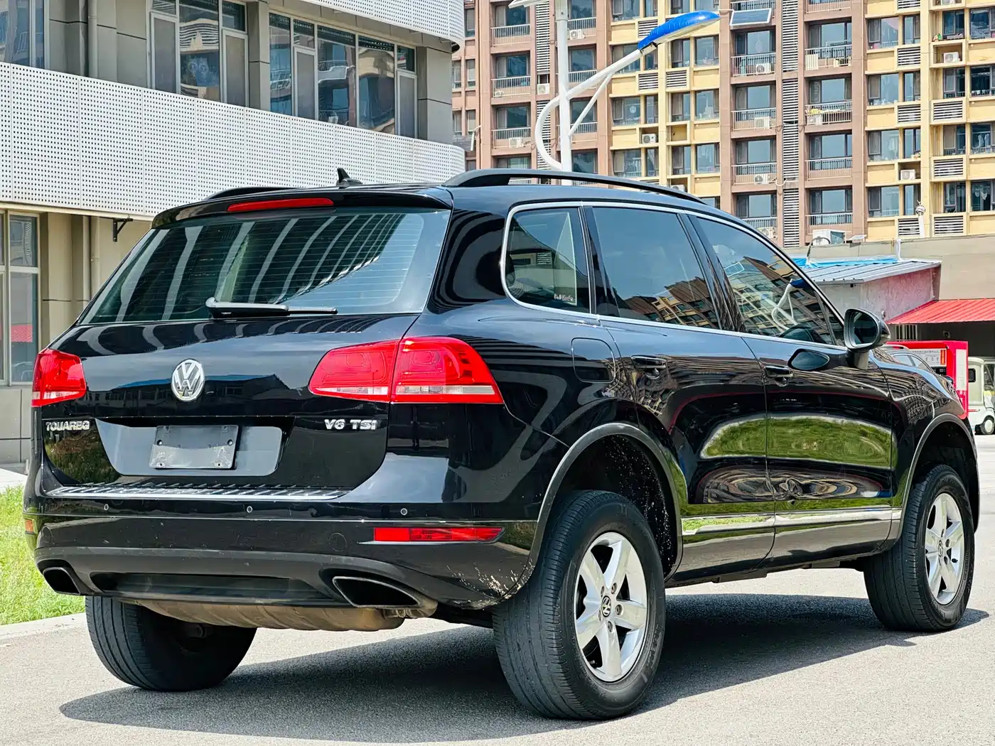 Volkswagen Touareg 2011 3.0TSI Comfort фото 3