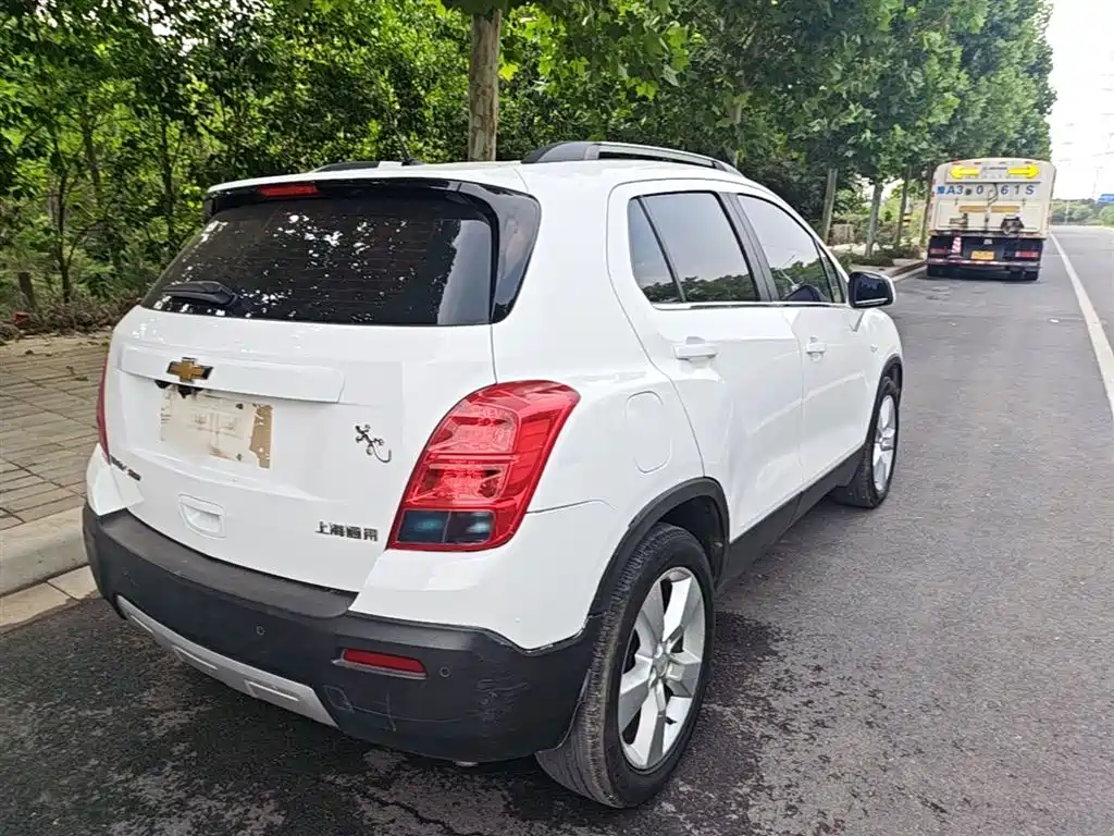 Chevrolet Trax 2016 1.4T Automatic 2WD Luxury фото 7