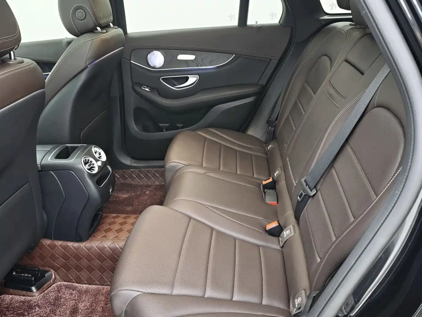 Mercedes-Benz GLC 2020 Facelift GLC 260 L 4MATIC Dynamic фото 8