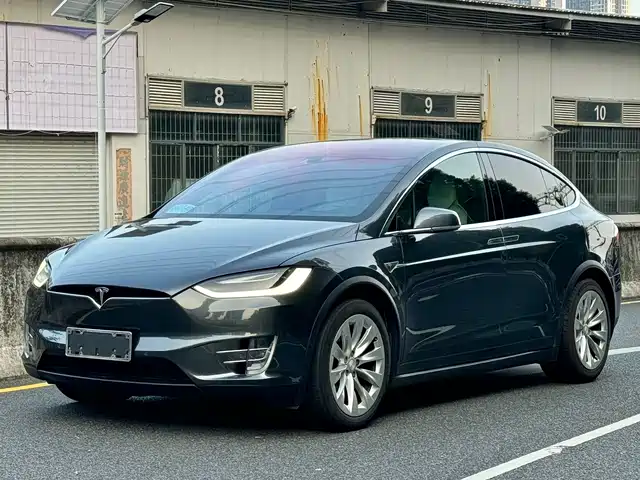  Tesla Model X 2016 Model X 90D
