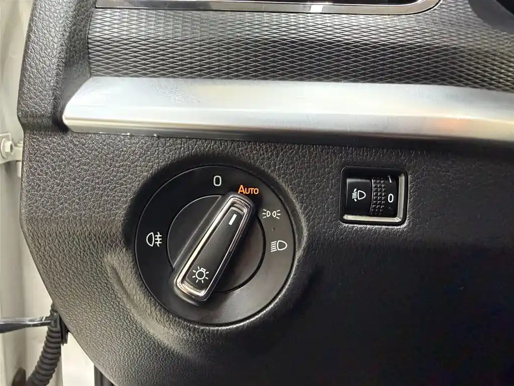 Škoda Kamiq 2022 1.5L Automatic Comfort Edition фото 9