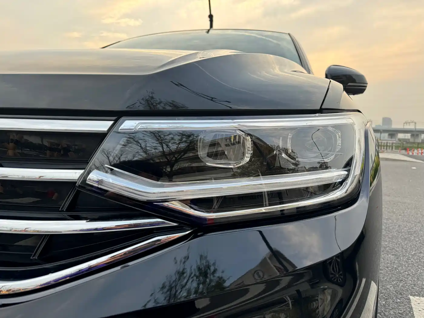 Volkswagen Tiguan L 2024 330TSI Automatic 2WD R-Line Premium Enjoyment Edition фото 24