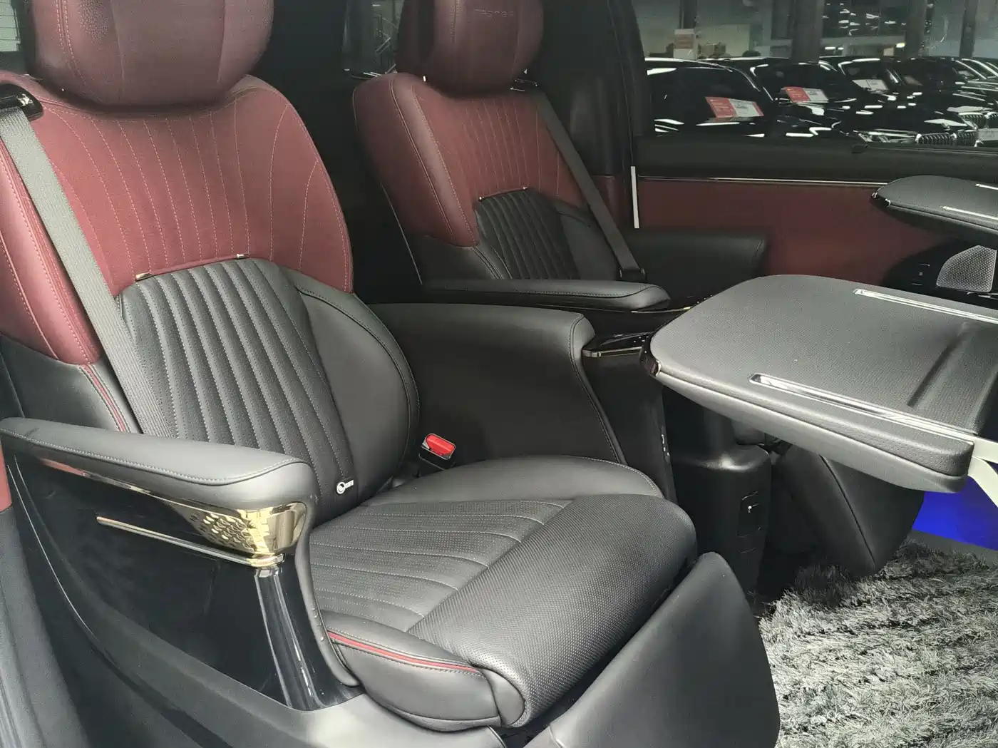 GAC Trumpchi Trumpchi M8 2024 Patriarch Series Twin Engine Flagship Edition фото 6