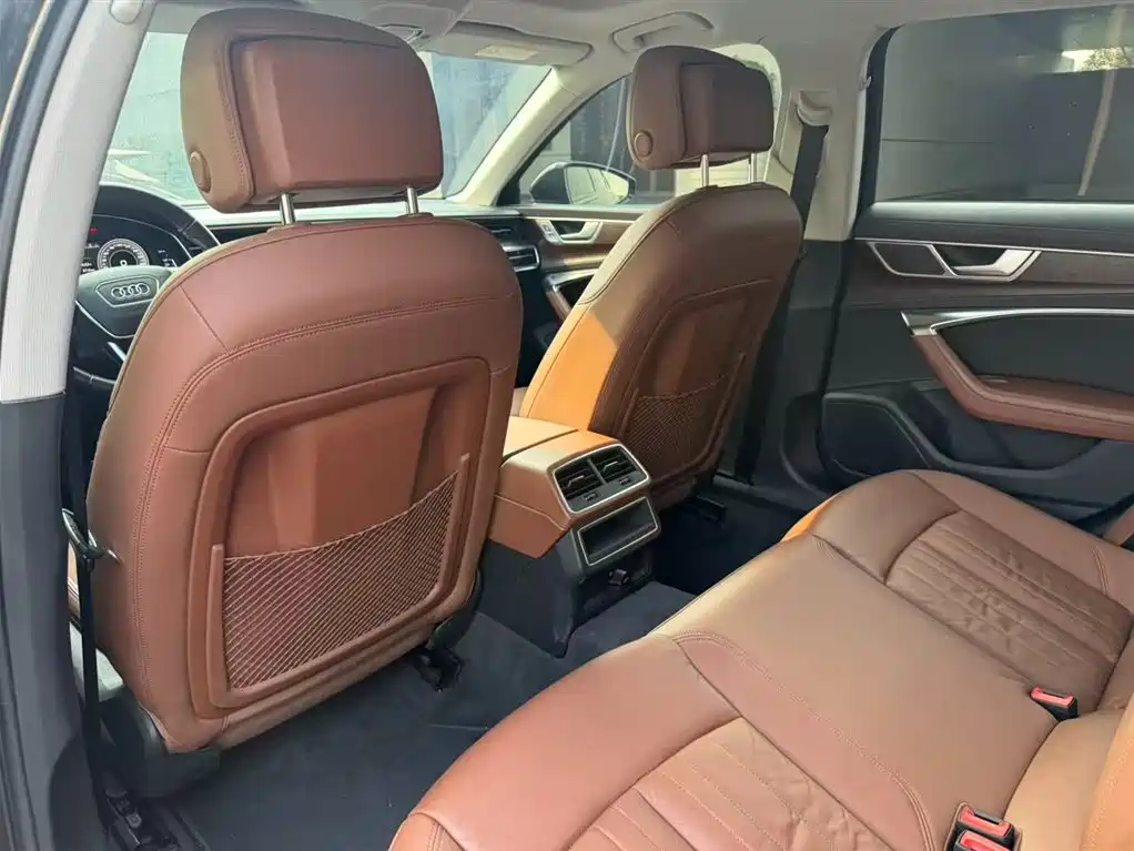 Audi A6 (Import) 2020 allroad quattro Explorer 55 TFSI Premium Off-Road фото 6