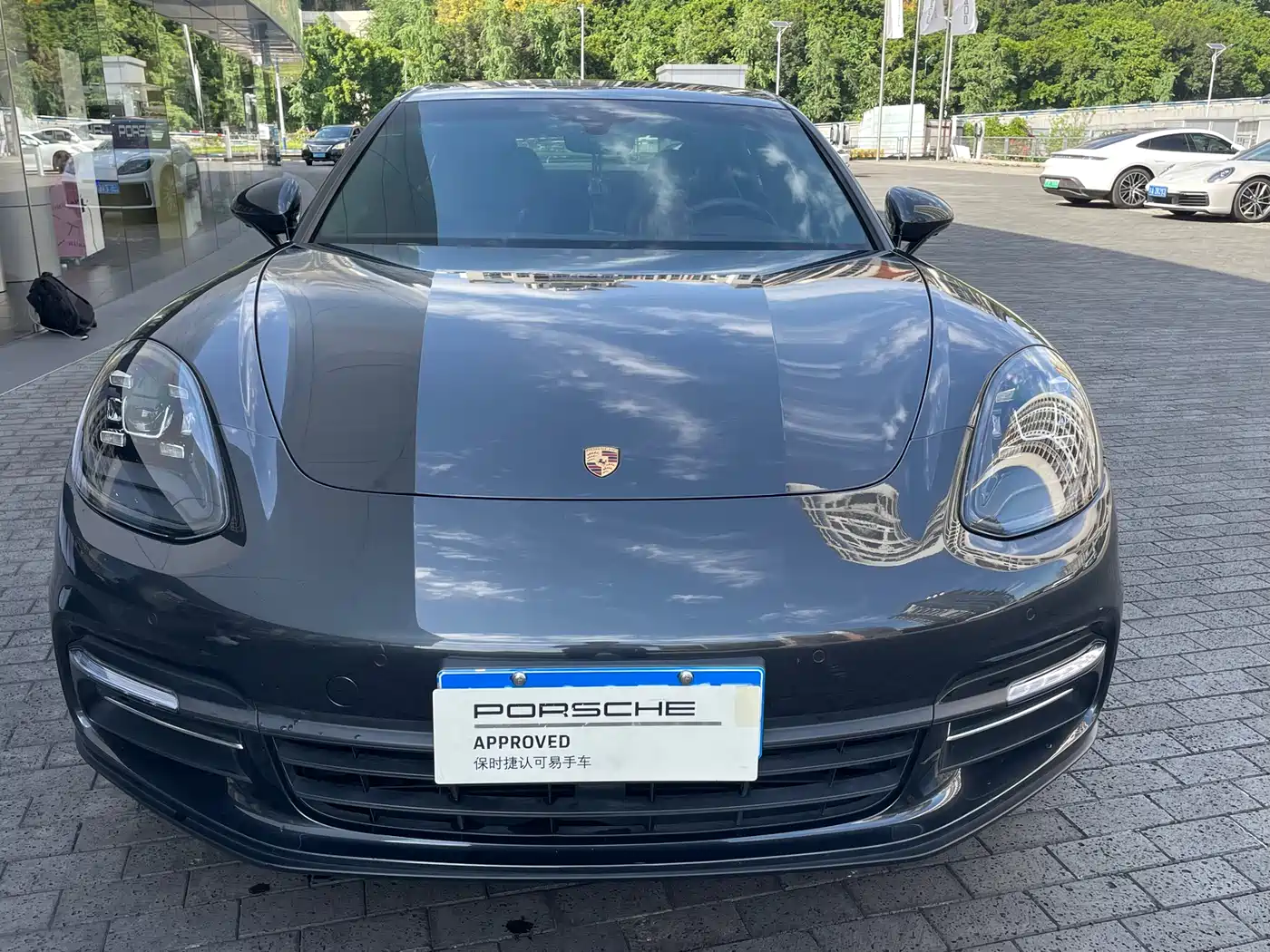 Porsche Panamera 2017 Panamera 4 Executive Long Wheelbase 3.0T фото 2