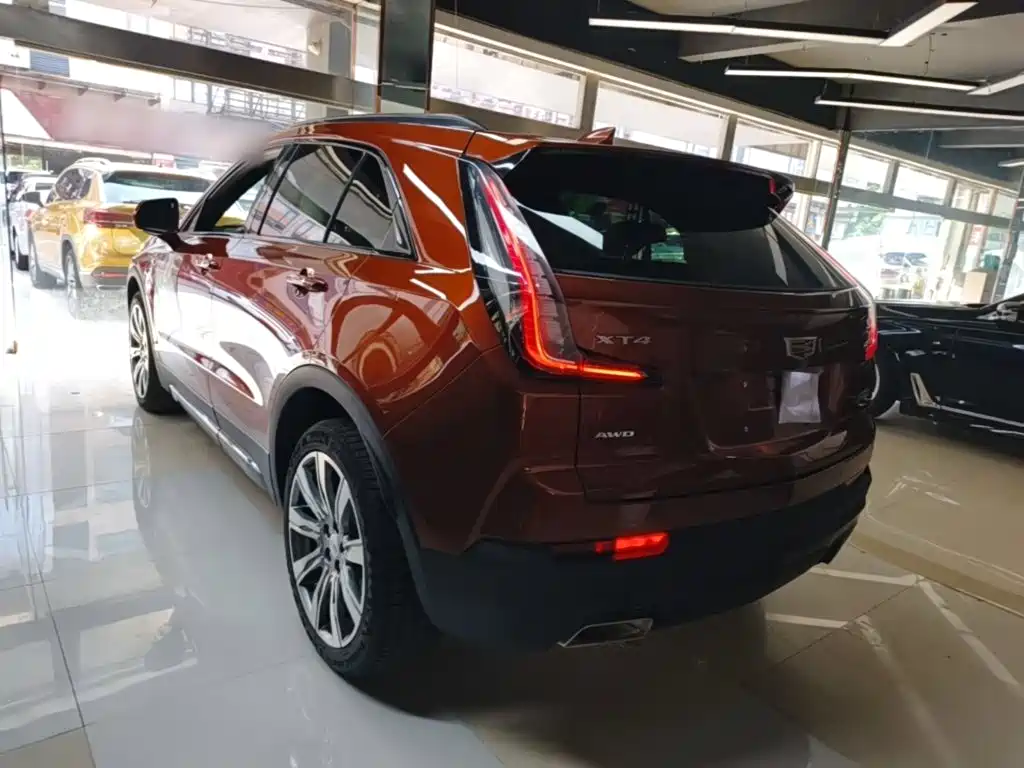 Cadillac XT4 2018 2018 28T AWD Platinum Sport Edition
