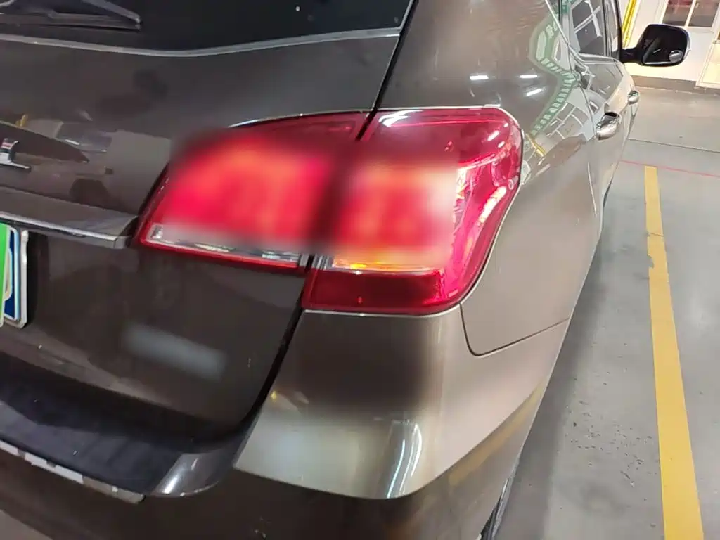 Photo 8 - Haval H2