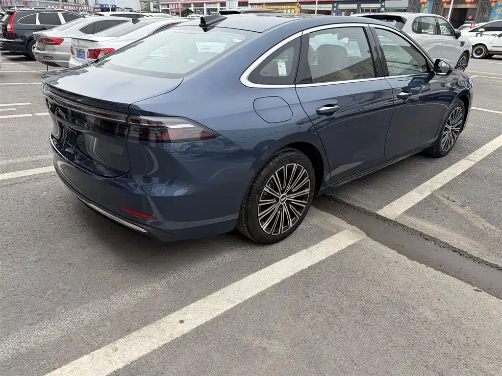 Geely Galaxy Galaxy A7 2025 EM-i фото 7
