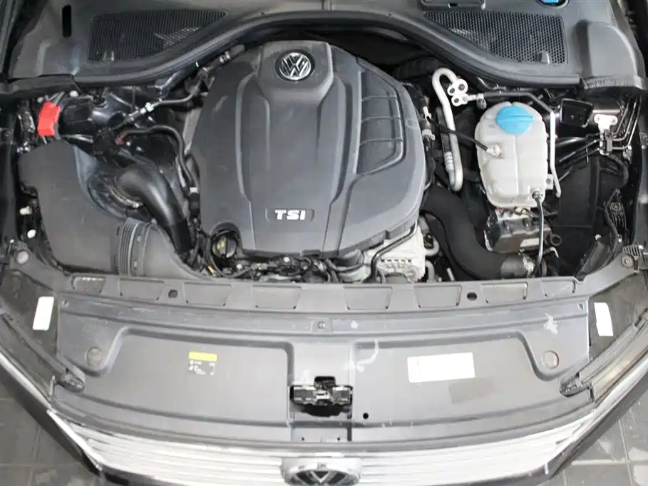 Volkswagen Phideon 2016 380TSI 2WD Ultimate Edition фото 15