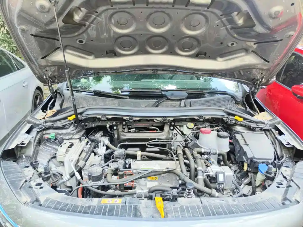 Photo 3 - Mercedes-Benz EQA