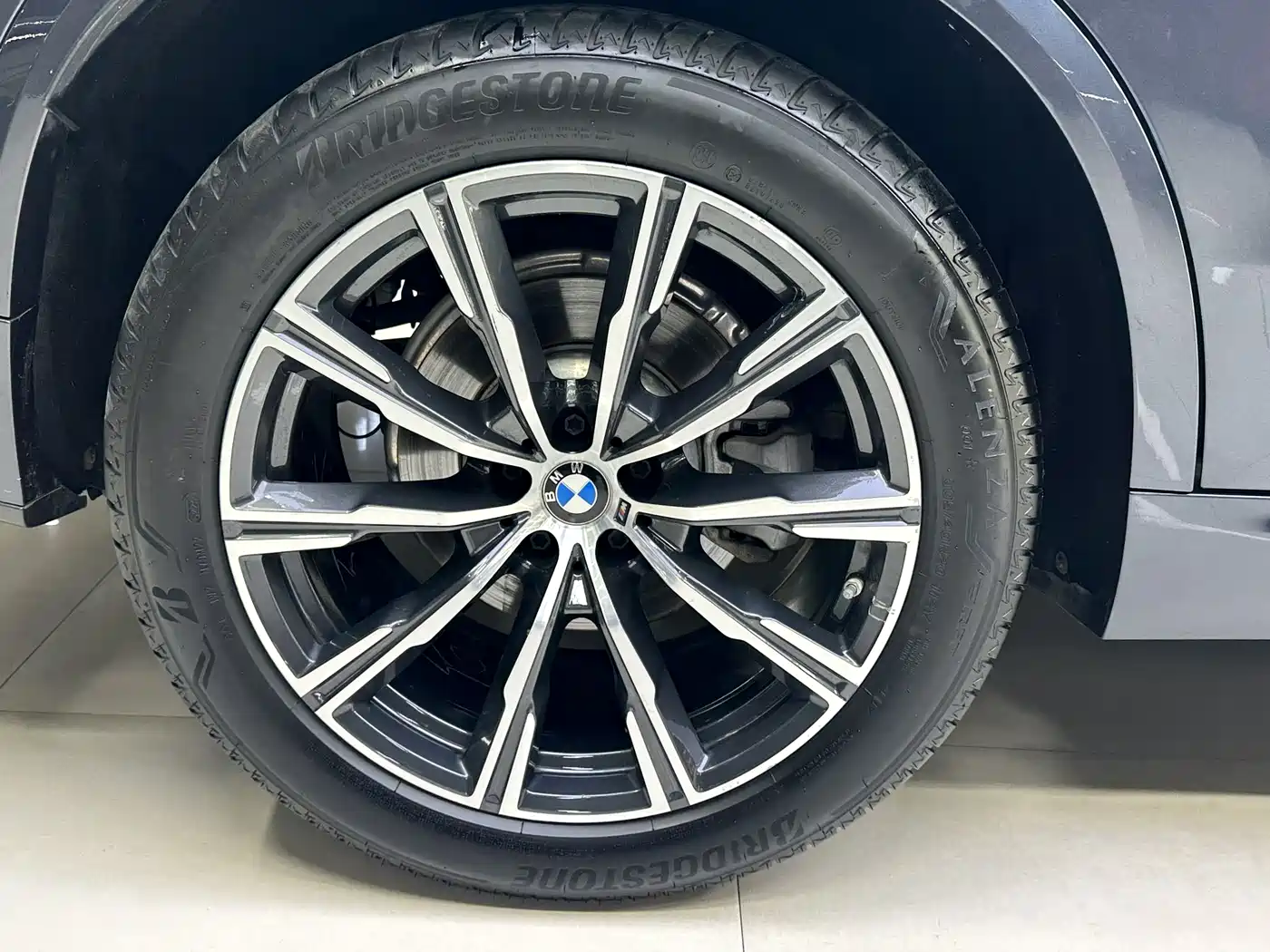 BMW X5 (Import) 2020 xDrive30i M Sport Package фото 17