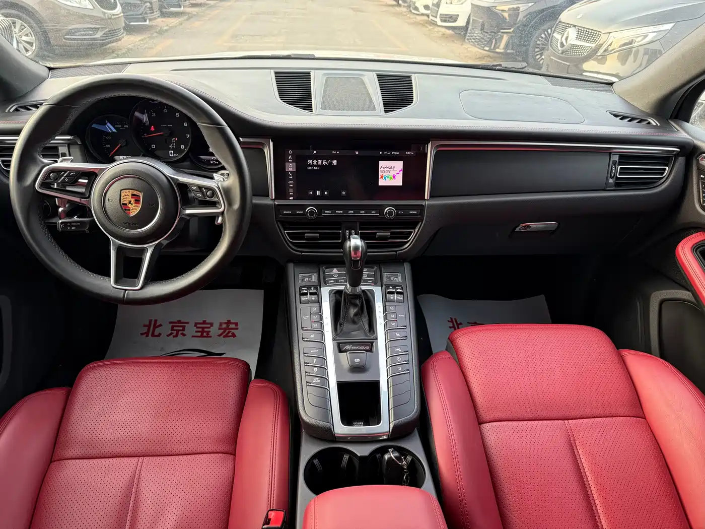 Porsche Macan 2018 Macan 2.0T фото 8