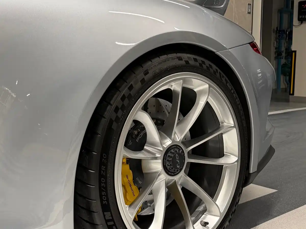 Photo 5 - Porsche 911