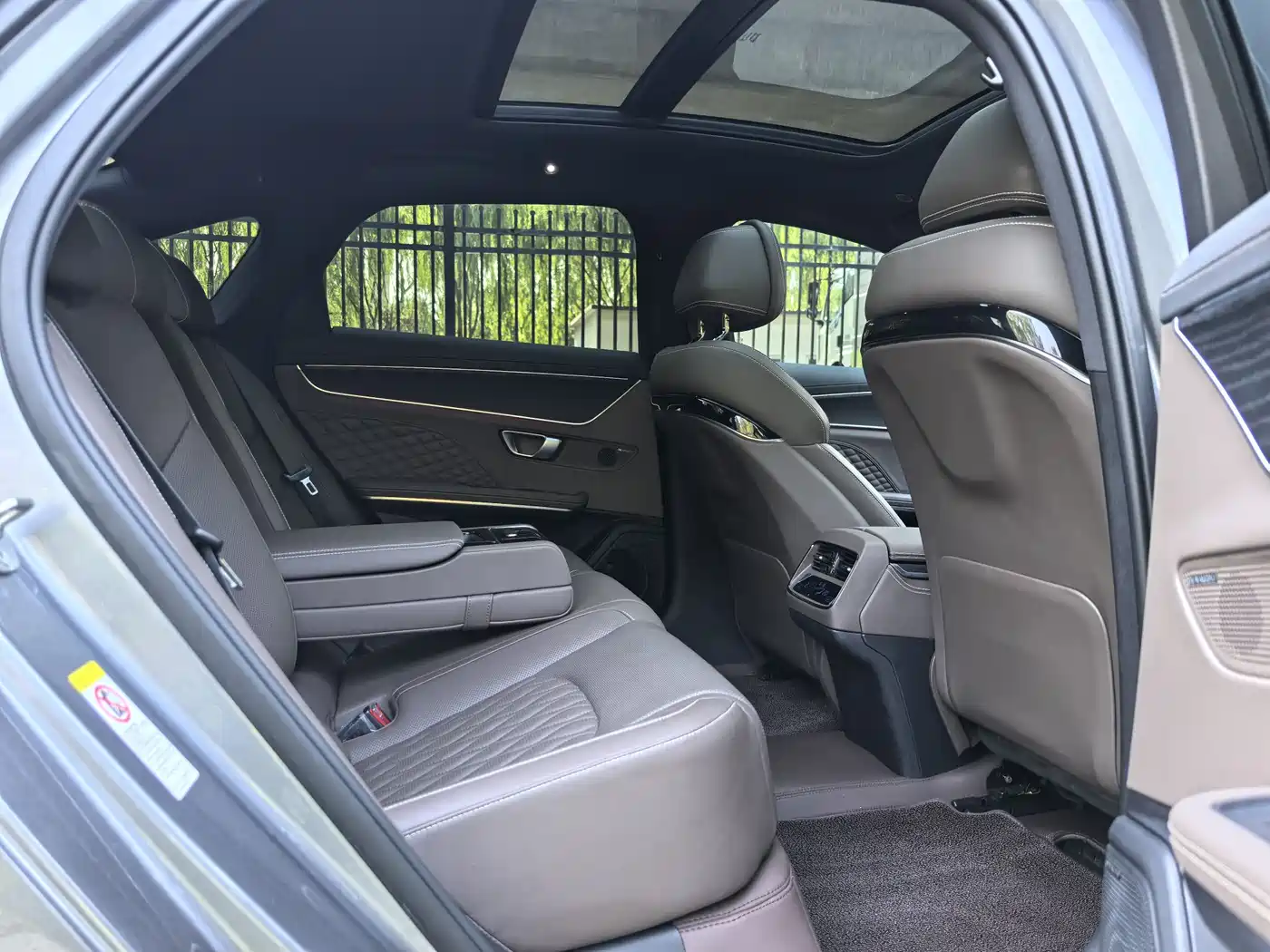BYD Han 2022 DM-i 121KM Premium Edition фото 15