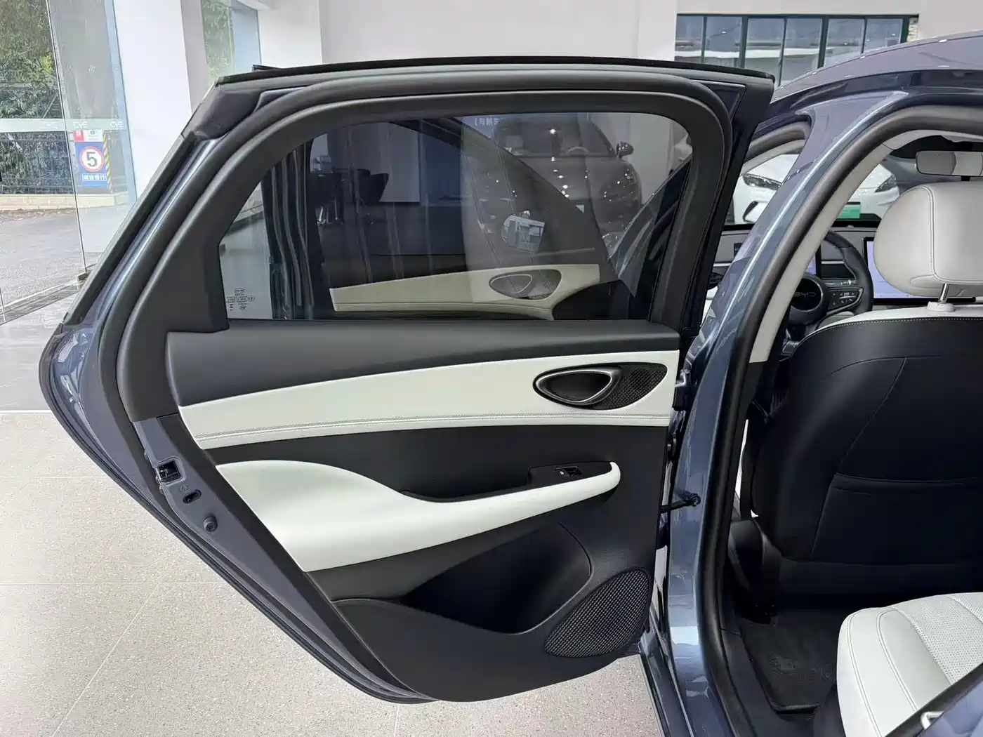 BYD Hai Bao 05 DM-i 2025 DM-i Smart Driving Edition 120KM Flagship фото 5