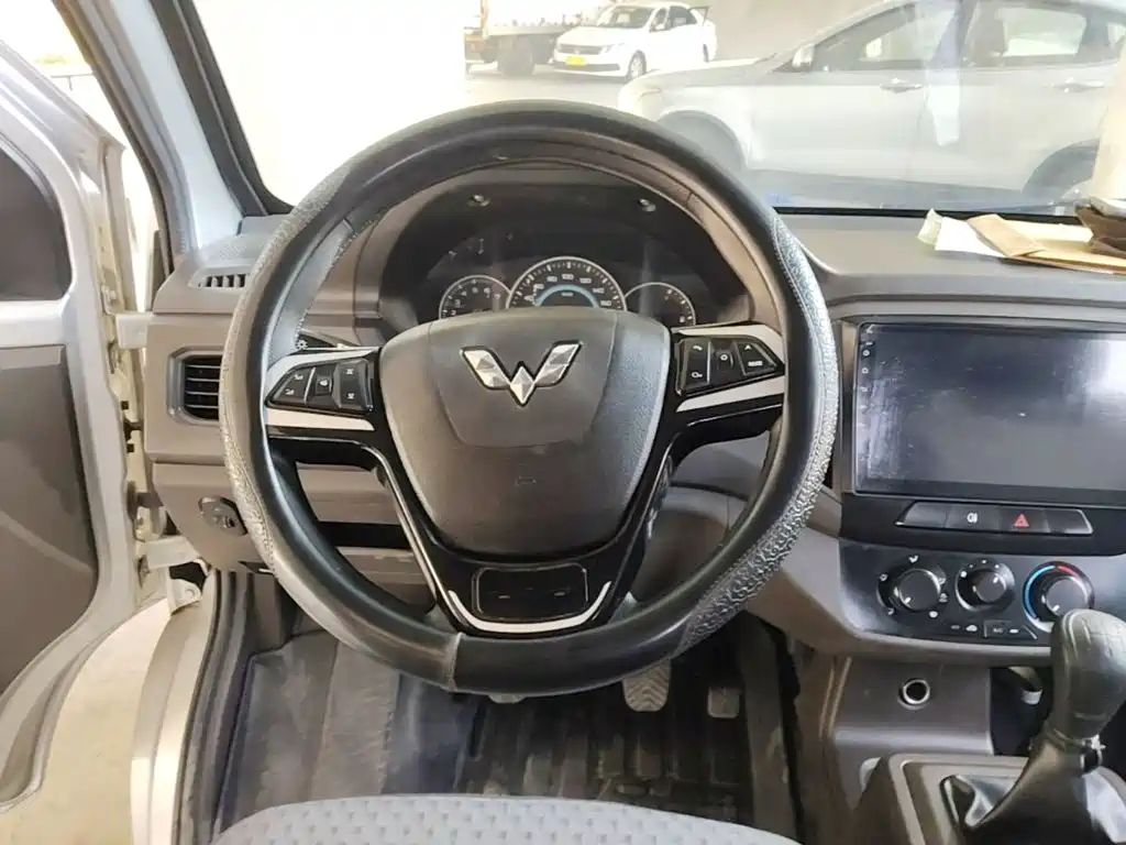 Wuling Motors Wuling Rongguang New Truck 2023 2023 1.5L Double Cab Basic Model LAR