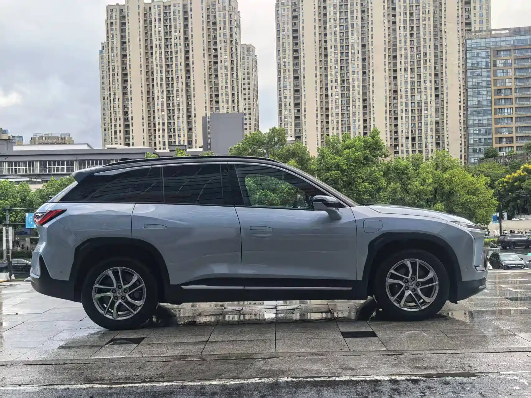 Фото 4 - NIO ES6
