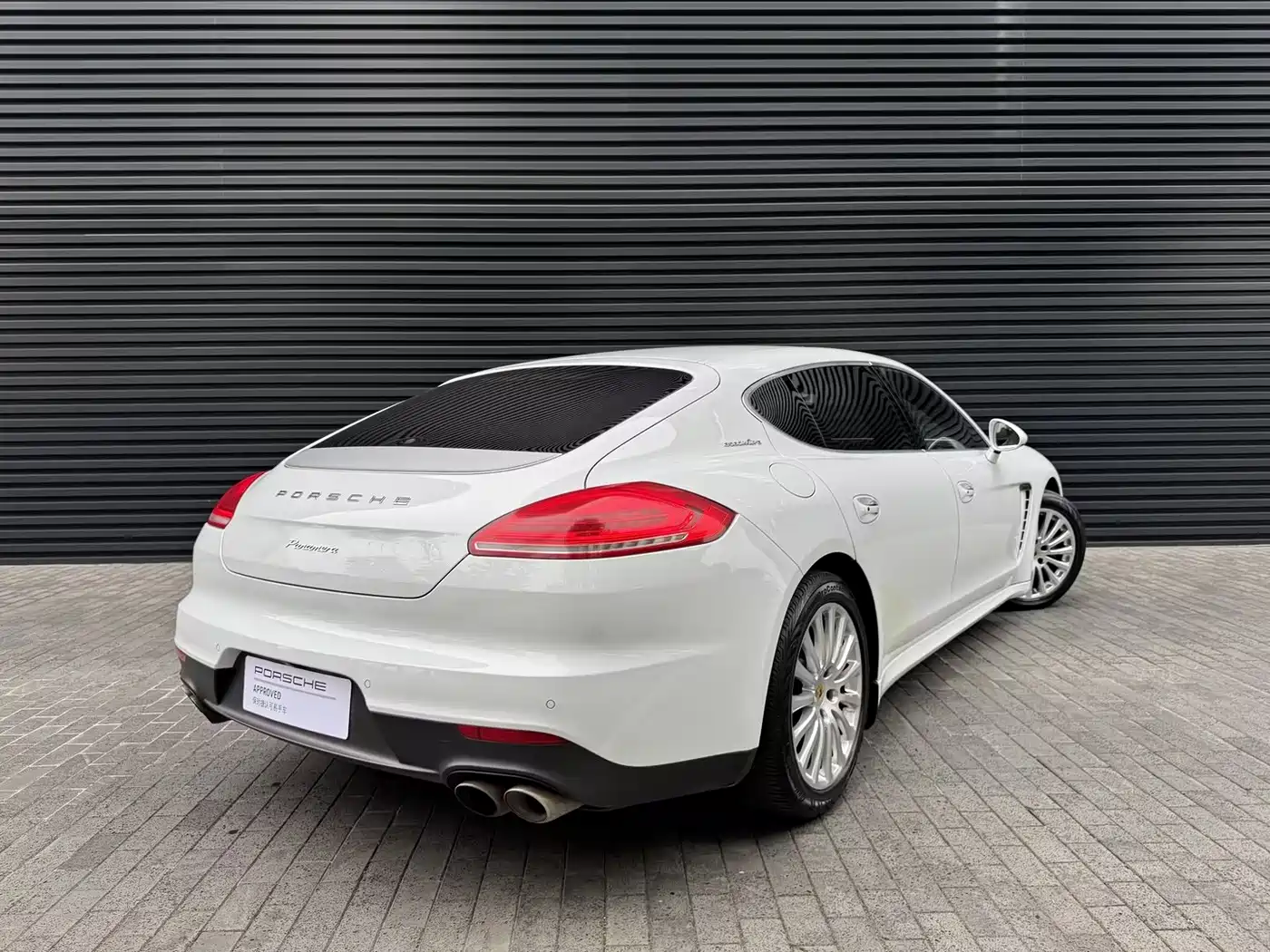 Porsche Panamera 2016 Panamera Executive Edition 3.0T фото 5