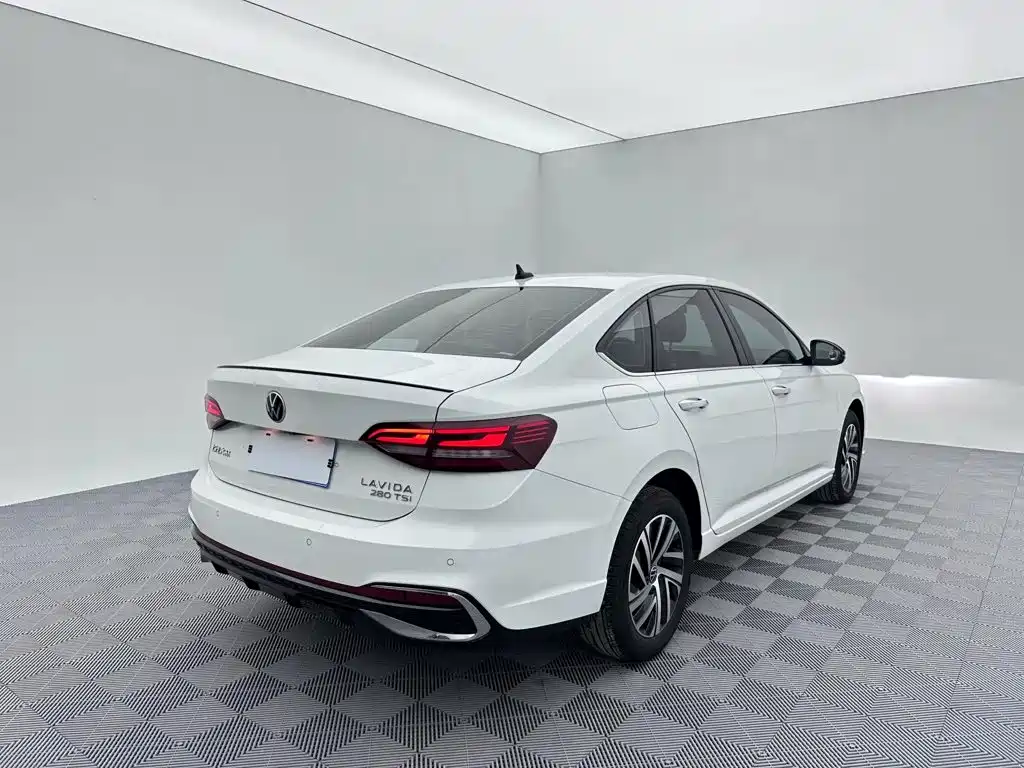 Volkswagen Lavida, миниатюра 6
