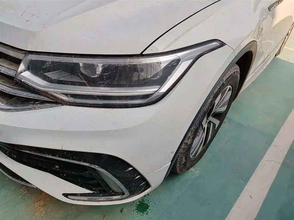 Volkswagen Tiguan L PHEV 2023 430PHEV Plug-in Hybrid Premium фото 23