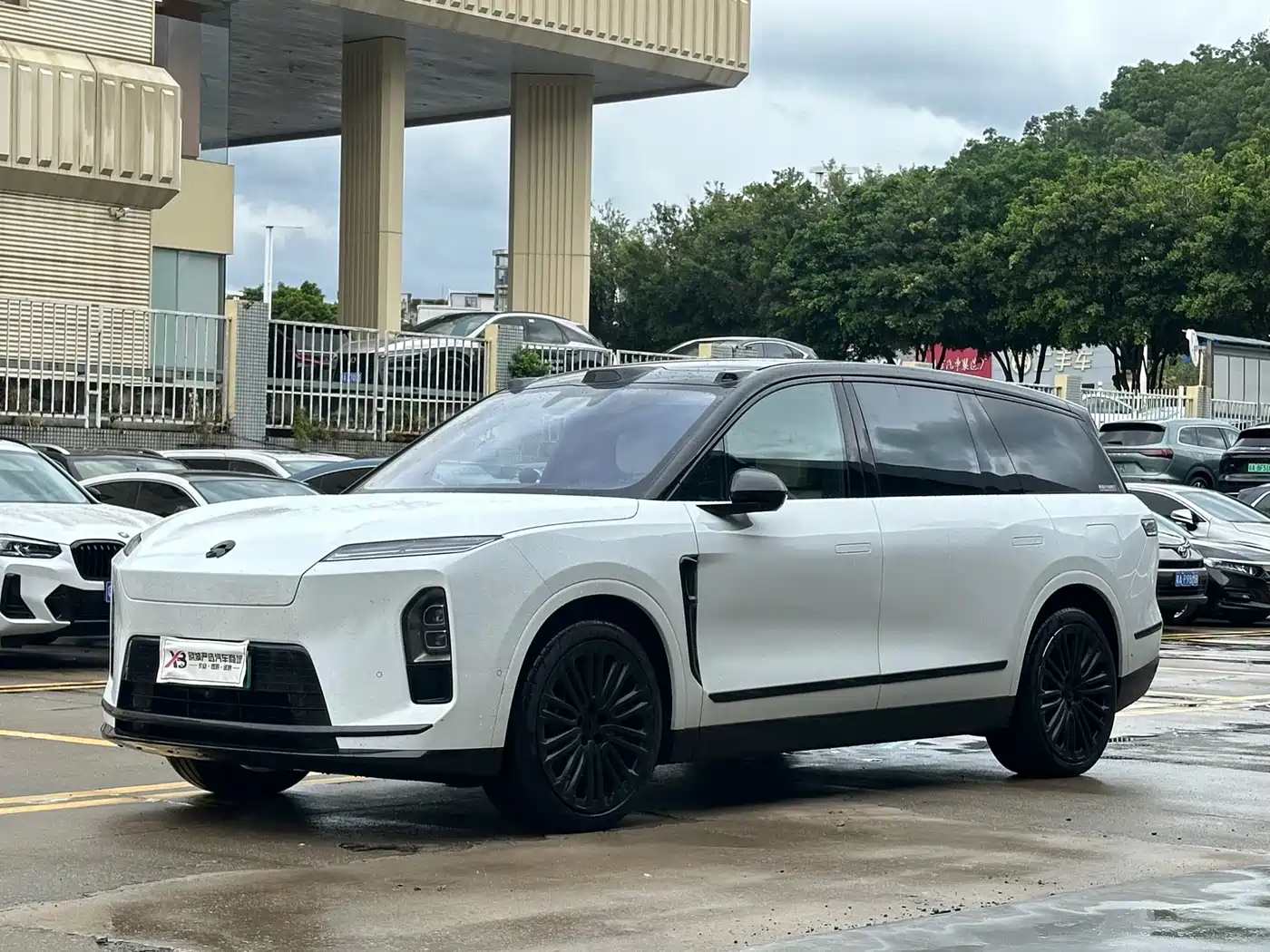  NIO NIO ES8 2025 Base Model