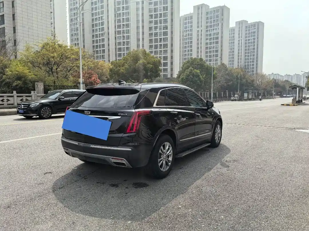 CADILLAC XT5
