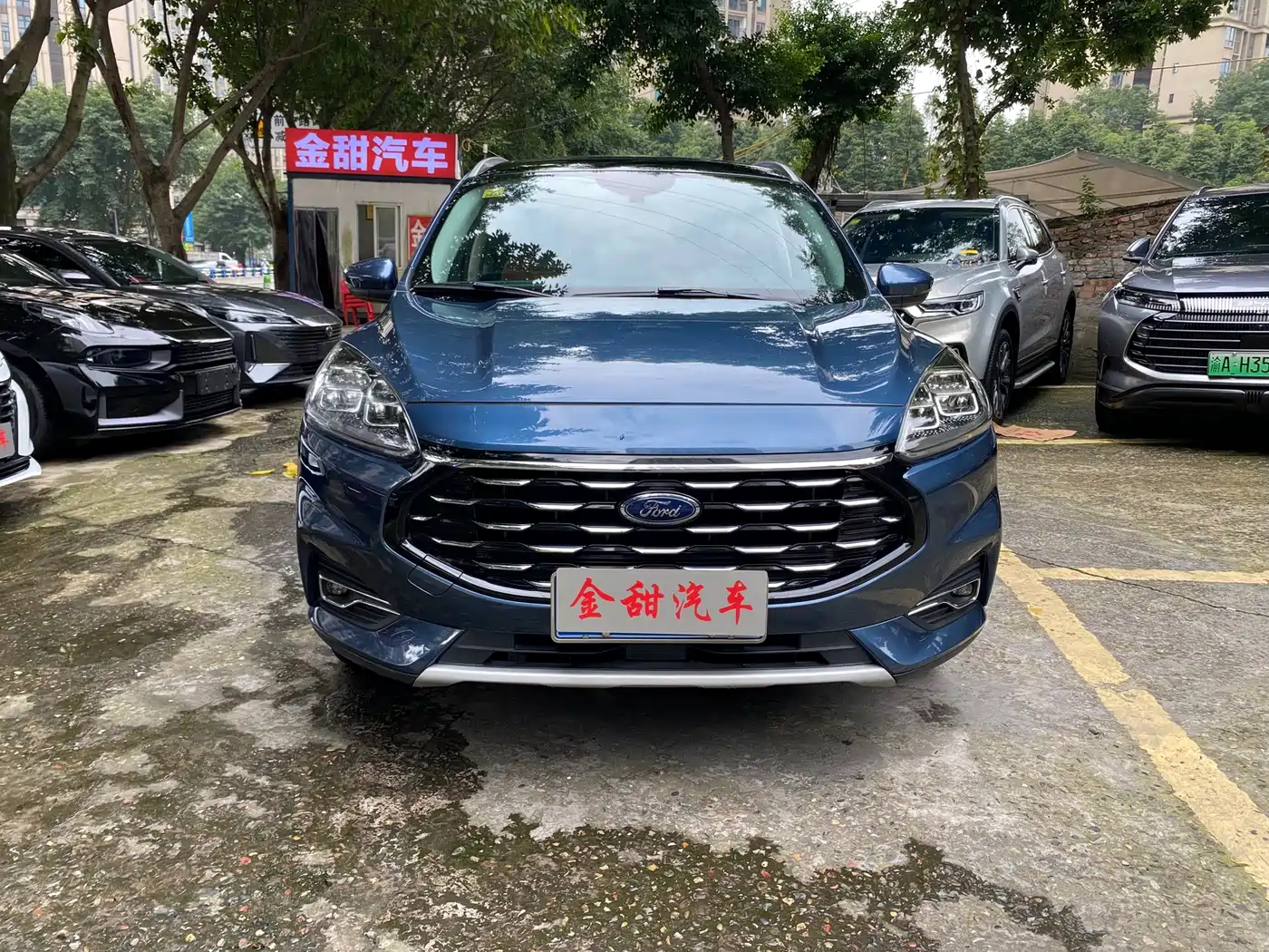 Ford Escape 2021 2020 EcoBoost 245 2WD Premium Edition