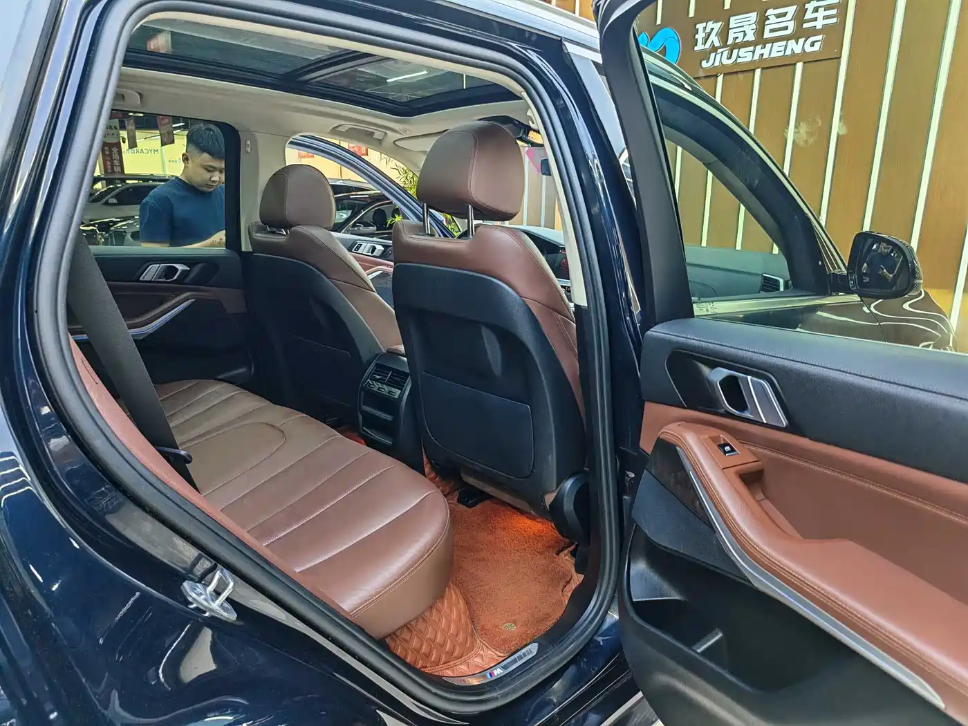 BMW X5 2022 xDrive 30Li M Sport Package фото 5