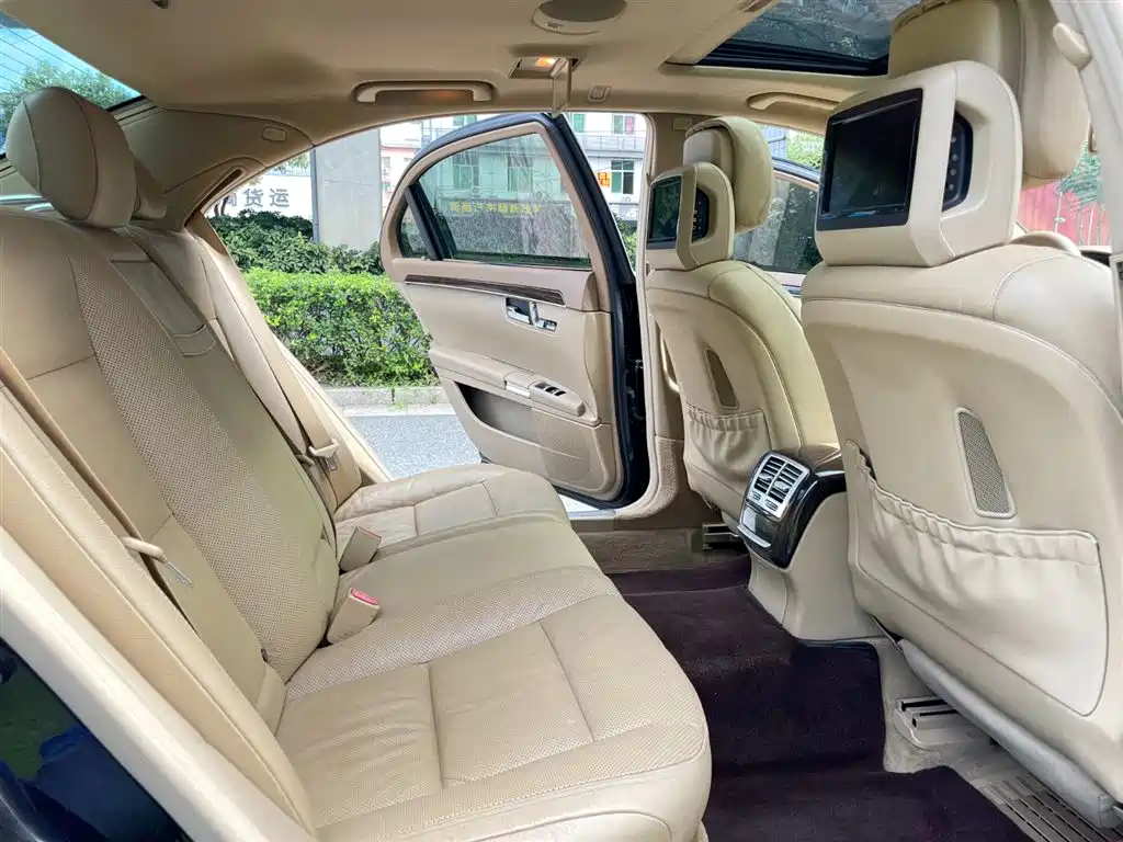 Mercedes-Benz S-Class 2010 S 300 L Luxury фото 11