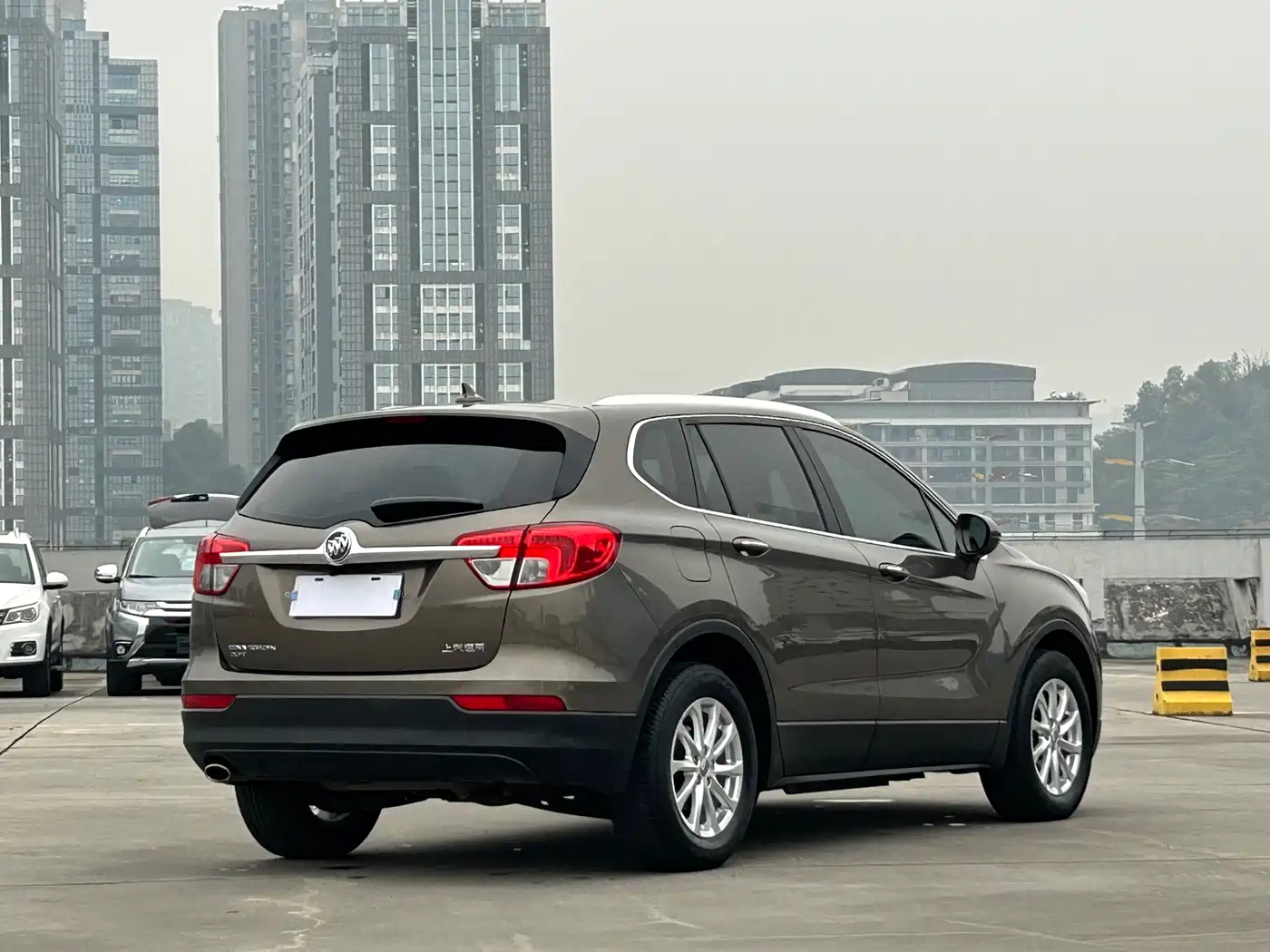 Buick Envision Plus 2017 20T FWD Premium фото 5