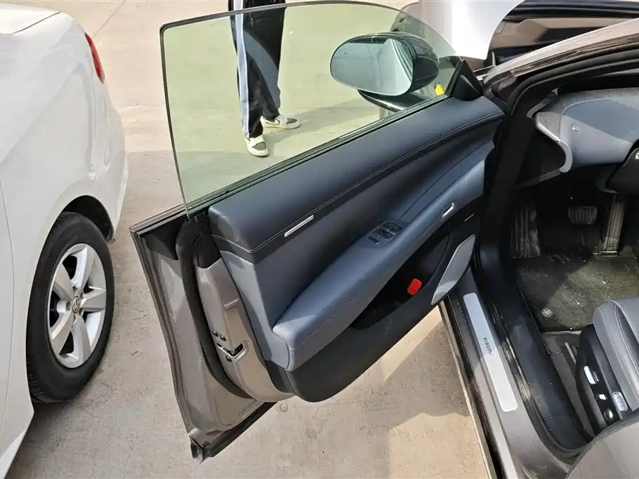 XIAOMI CAR XIAOMI YU7