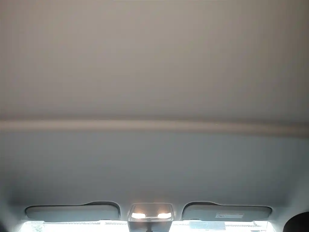 Hongqi E-QM5 2024 560km PLUS фото 18