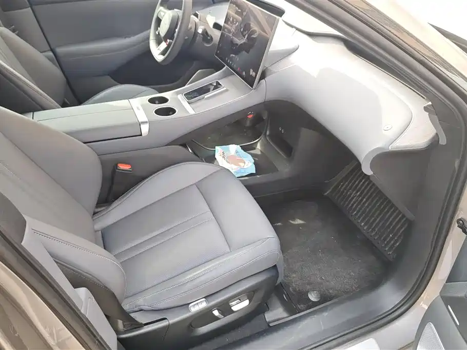 XIAOMI CAR XIAOMI YU7