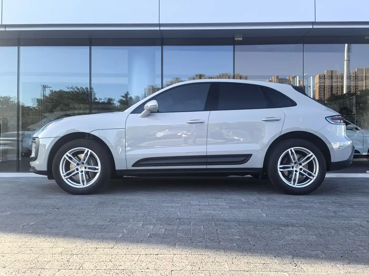 Porsche Macan 2024 Macan 2.0T фото 12