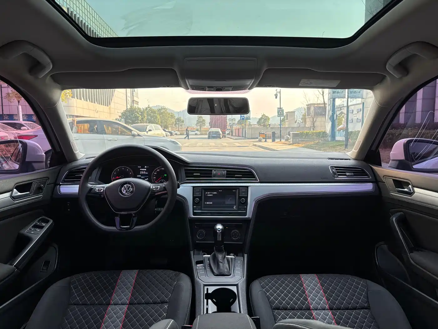 Volkswagen Lamando 2019 230TSI DSG Fashion Edition China VI фото 15
