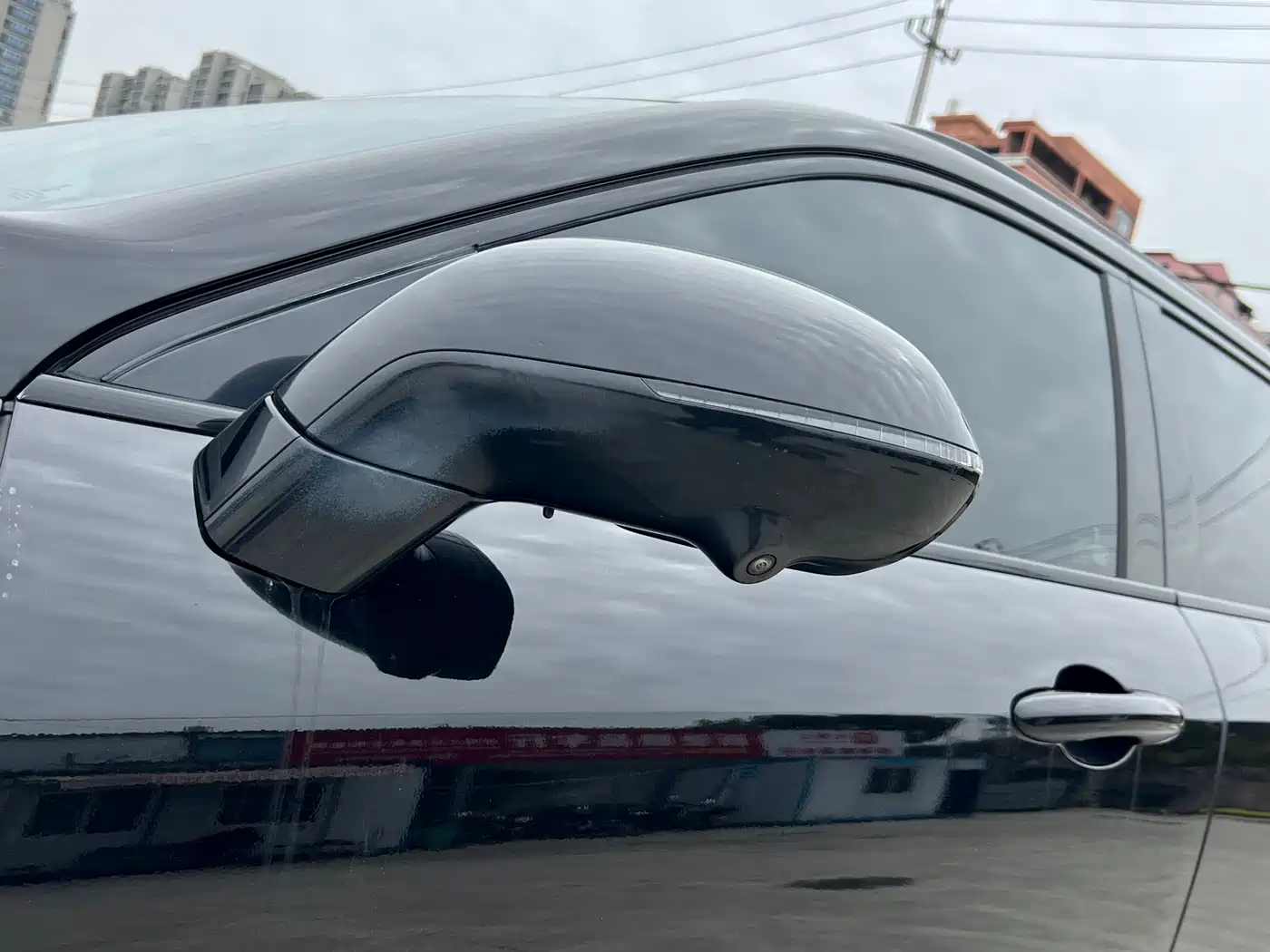 WEI PAI WEI BRAND VV7